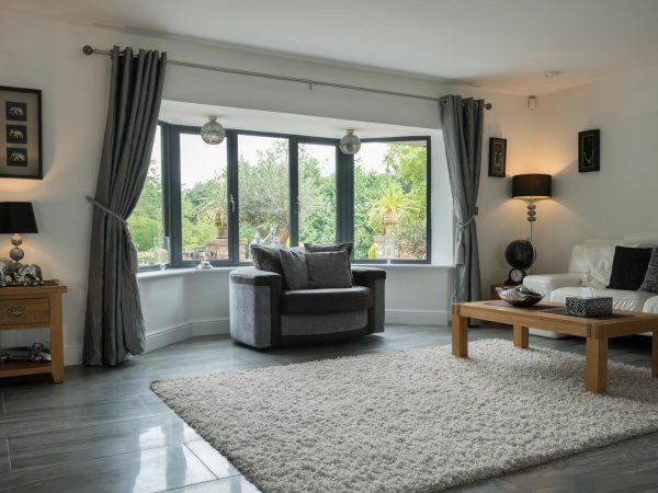 Black: Aluminium Windows