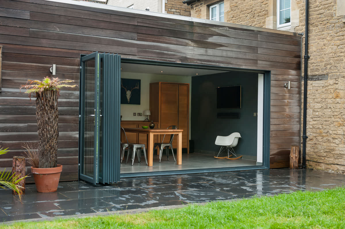 aluminium bi-fold doors lincoln nottingham