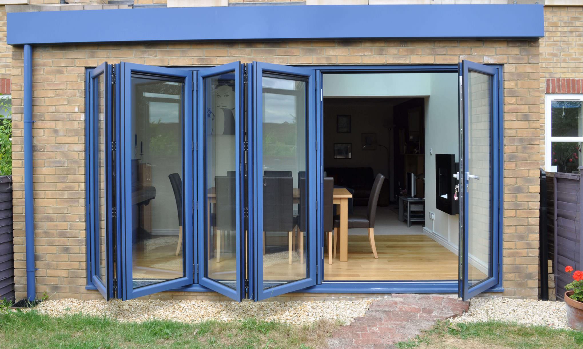 Aluminium Bi-Fold Doors Lincoln